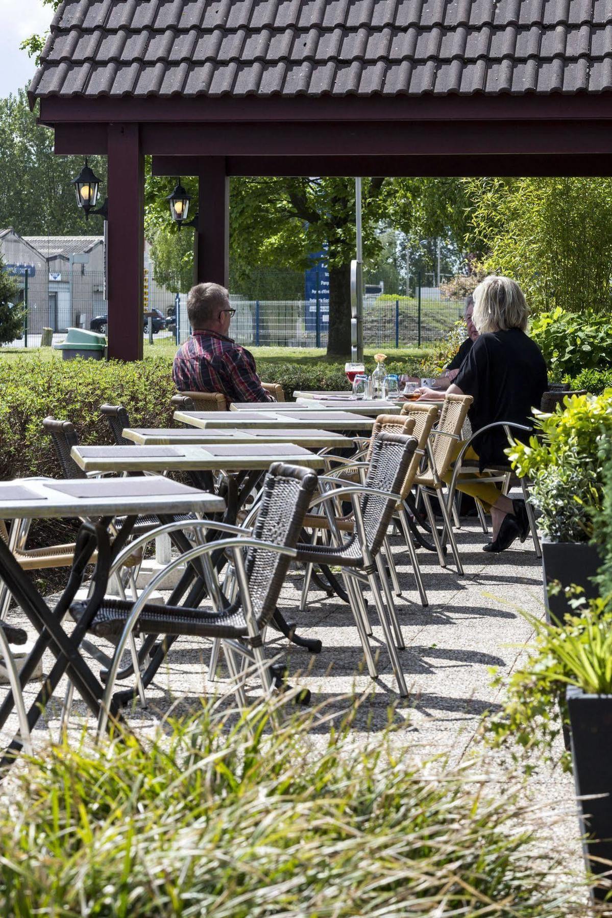 Sure Hotel By Best Western Rouvignies Valenciennes Exterior foto